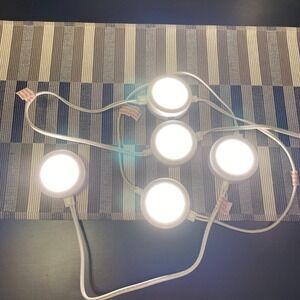 5 GE 15840469 Portable LED Luminare with 2‎ plugs